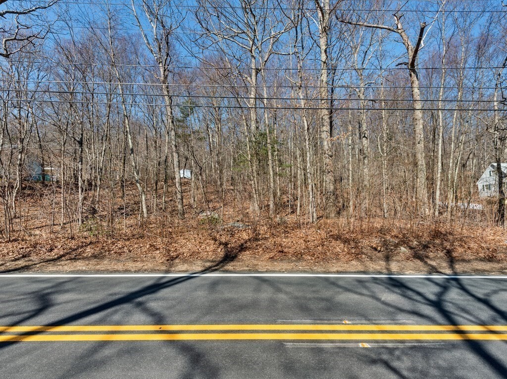 152 Stafford Road Wales, MA 01081 - Photo 11 of 20 Gallery Image 11