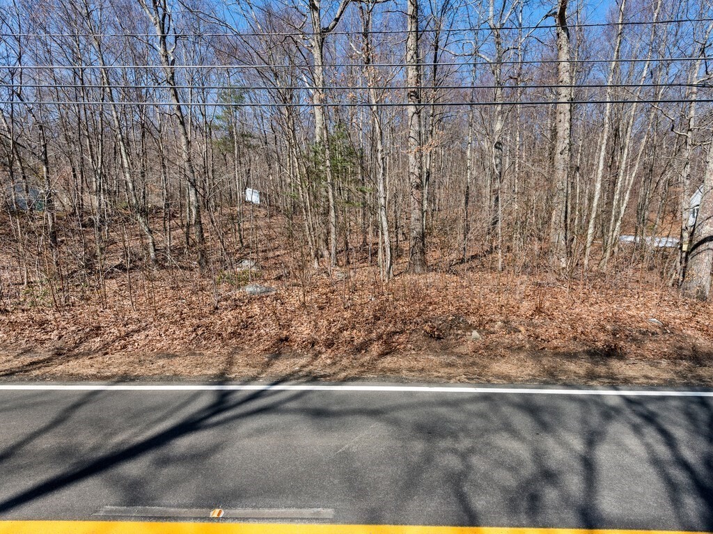 152 Stafford Road Wales, MA 01081 - Photo 5 of 20 Gallery Image 5