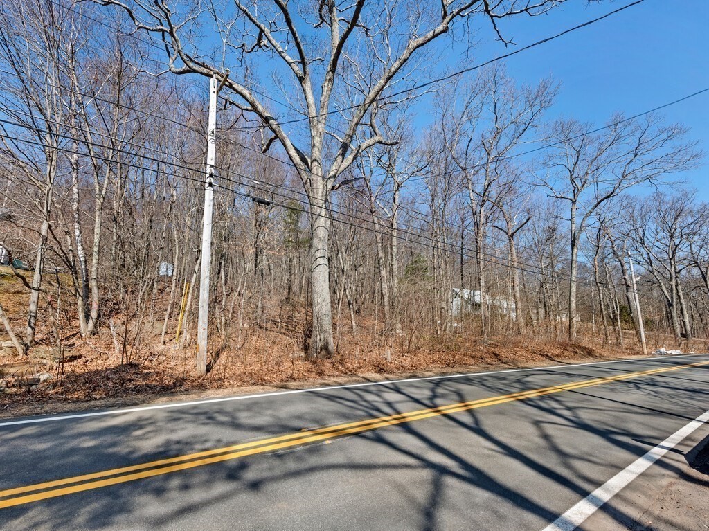 152 Stafford Road Wales, MA 01081 - Photo 8 of 20 Gallery Image 8