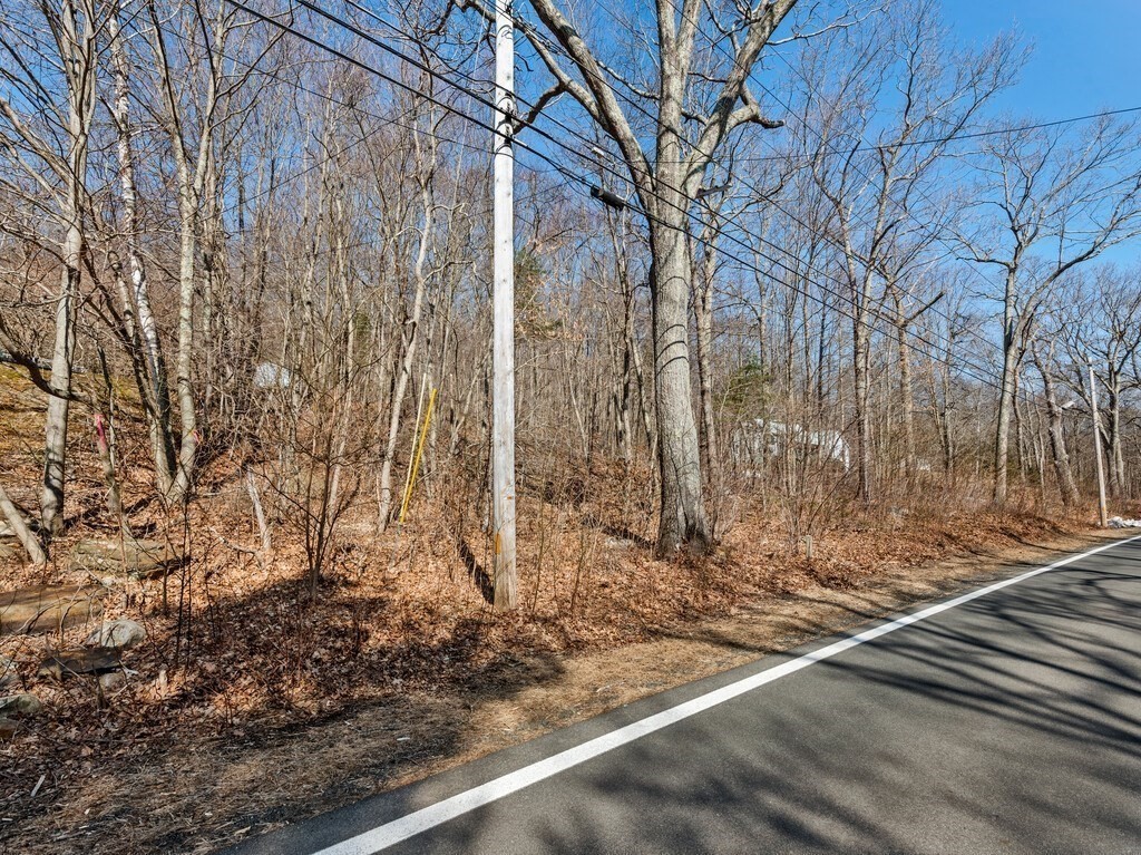 152 Stafford Road Wales, MA 01081 - Photo 9 of 20 Gallery Image 9