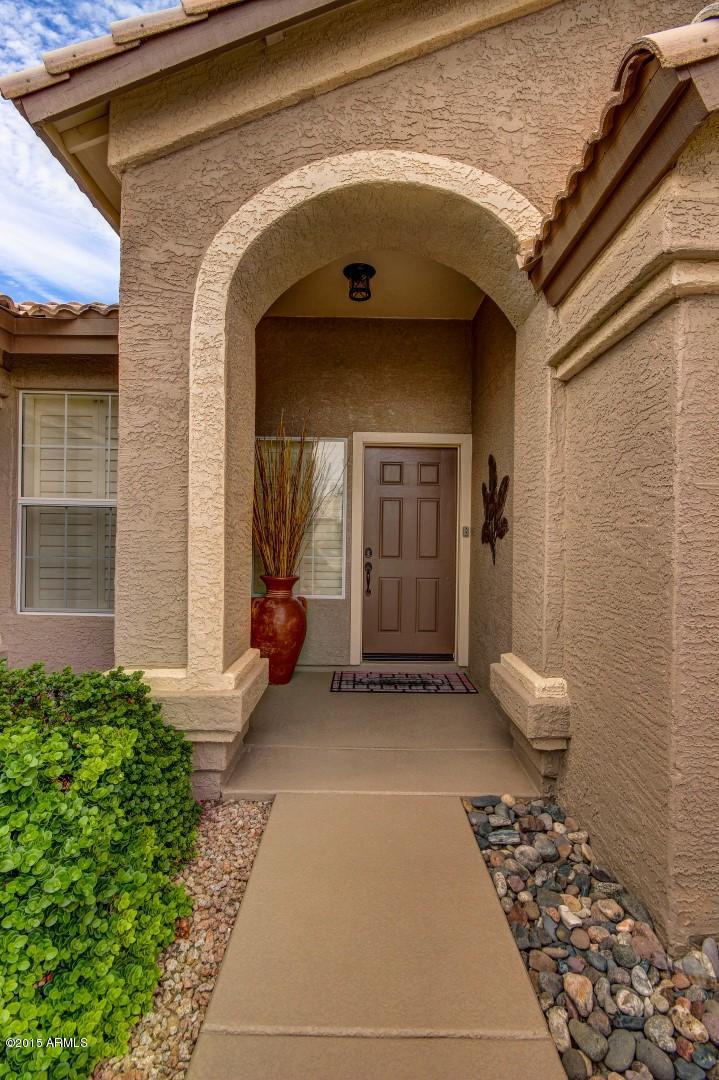 15504 Piccadilly Road Goodyear, AZ 85395 - Photo 39 of 49 Arched Front Entrance