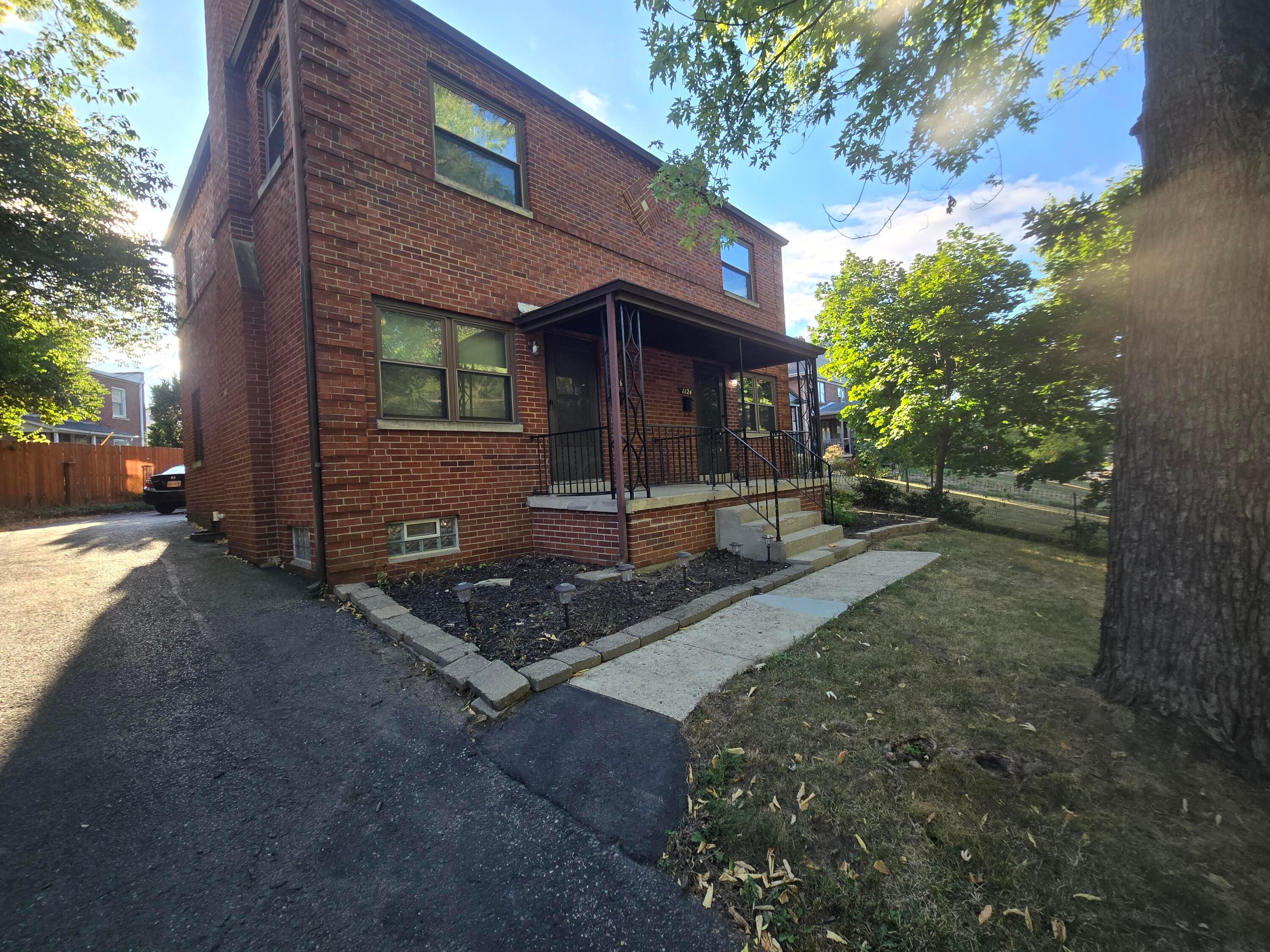 1124-1126 Oxley Road Columbus, OH 43212 - Photo 2 of 11 20240902_084900