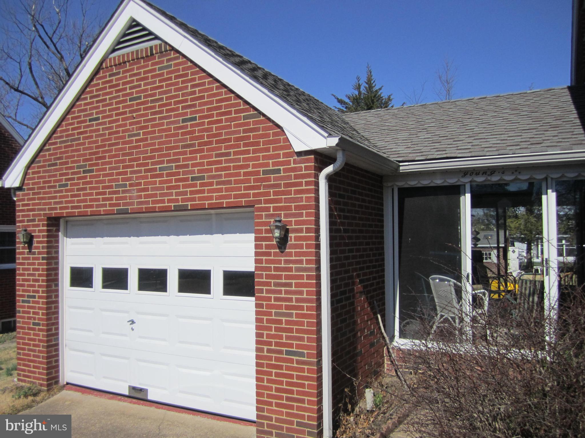 582 Forest View Road Linthicum Heights, MD 21090 - Photo 4 of 13 Exterior (General)
