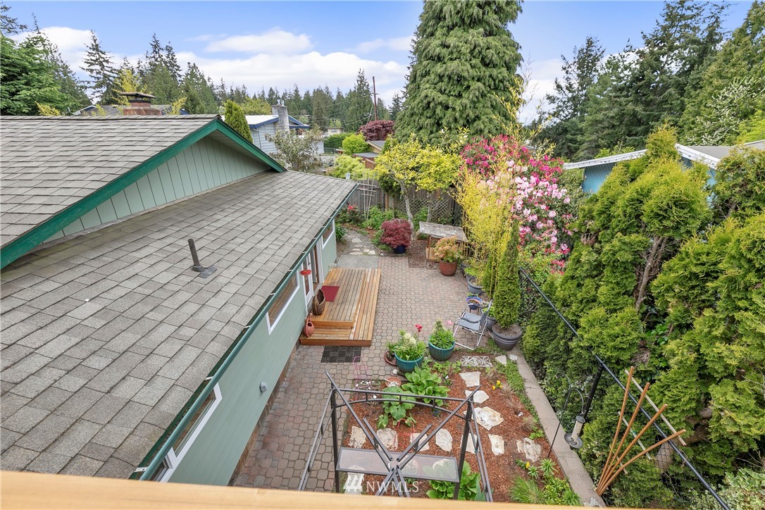 707 13th Way Southwest Edmonds, WA 98020 - Photo 21 of 25 Gallery Image 21