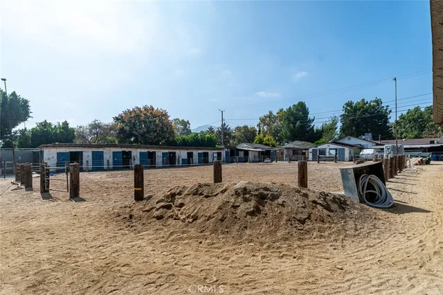 $3,600,000 | 700 South Mariposa Street, Burbank, CA 91506