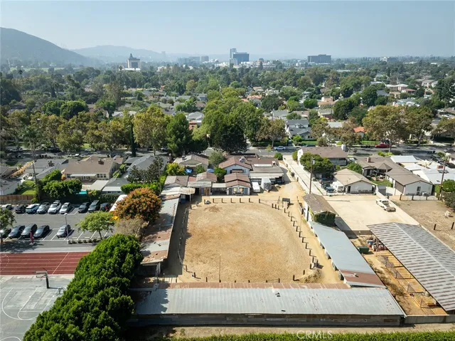 $3,600,000 | 700 South Mariposa Street, Burbank, CA 91506