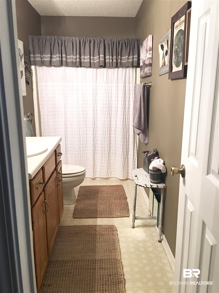 9195 Clarke Ridge Road Foley, AL 36535 - Photo 13 of 35 Bath