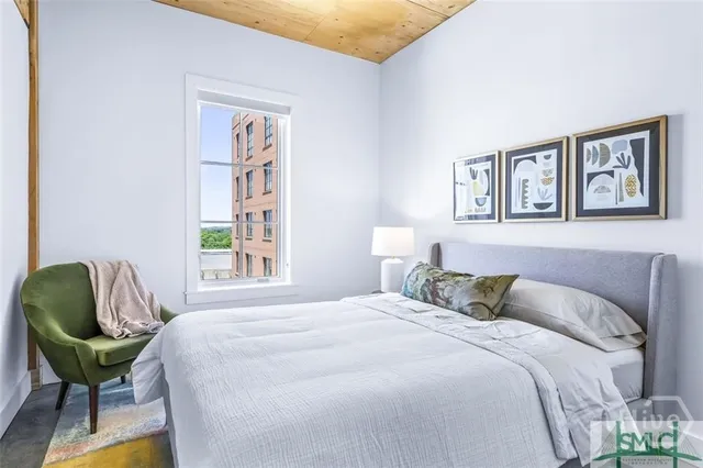 $2,223 | 111 Ann Street, Unit A11, Savannah, GA 31401