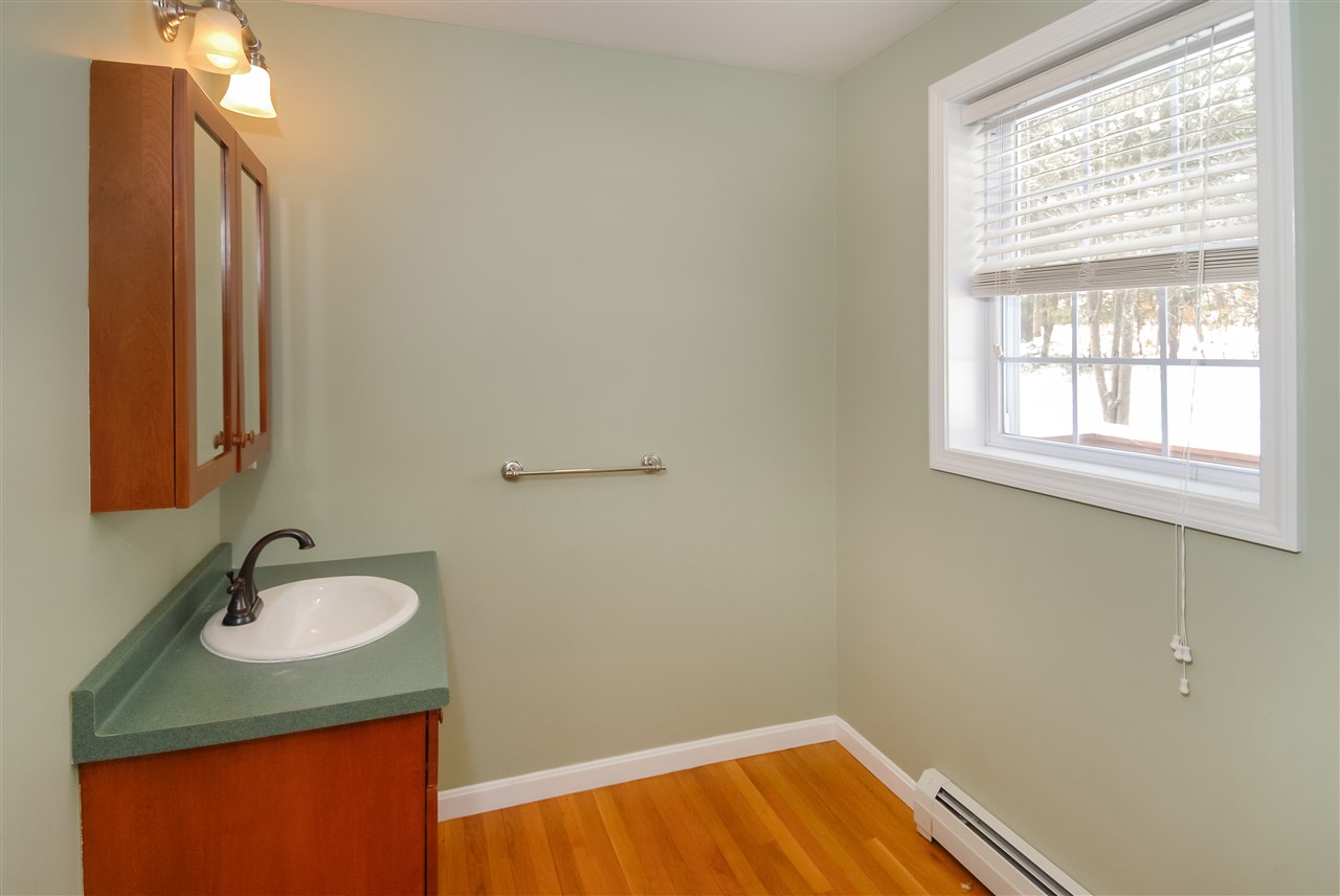 3 Randall Road Lee, NH 03861 - Photo 28 of 40