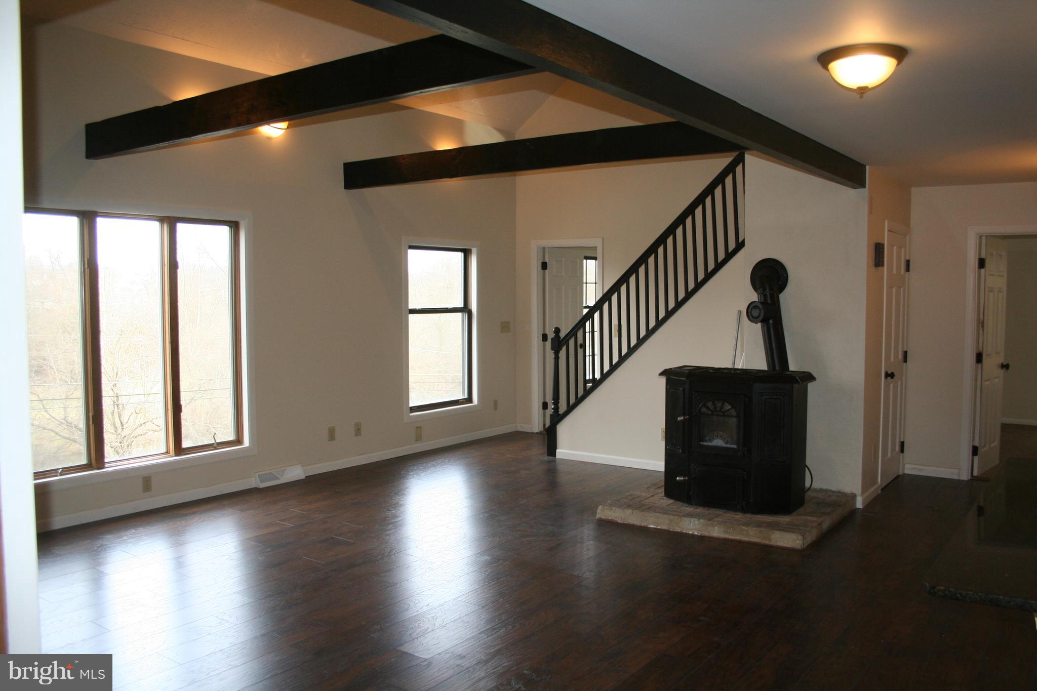 2369 Quarry Road Lebanon, PA 17046 - Photo 5 of 33 Gallery Image 5