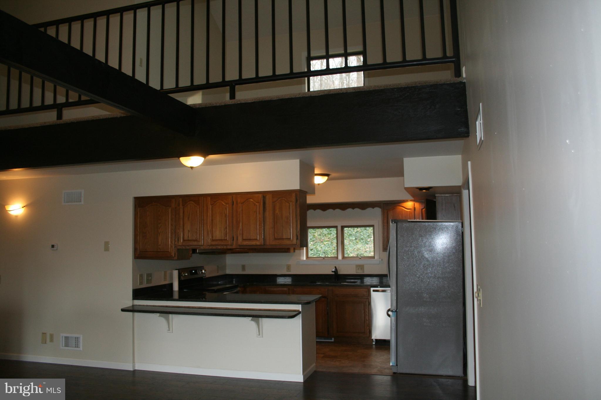 2369 Quarry Road Lebanon, PA 17046 - Photo 7 of 33 Gallery Image 7