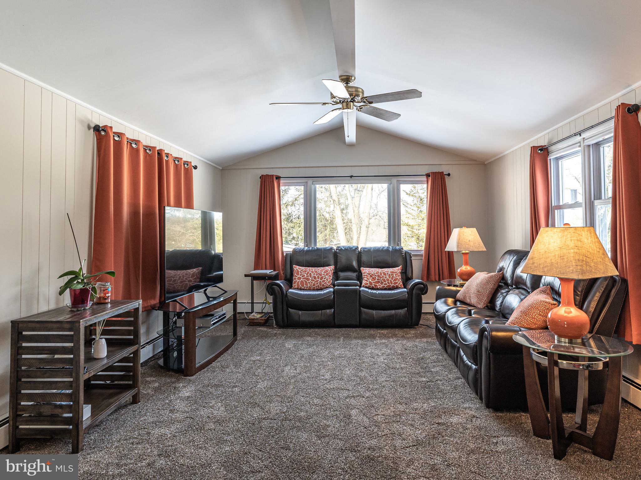 310 Willowbrook Road Horsham, PA 19044 - Photo 4 of 20 Gallery Image 4