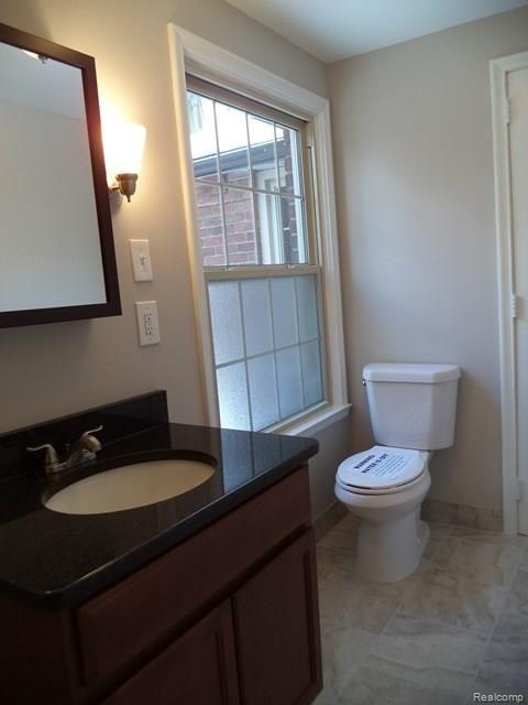 46 Edgemere Road Grosse Pointe Farms, MI 48236 - Photo 20 of 27