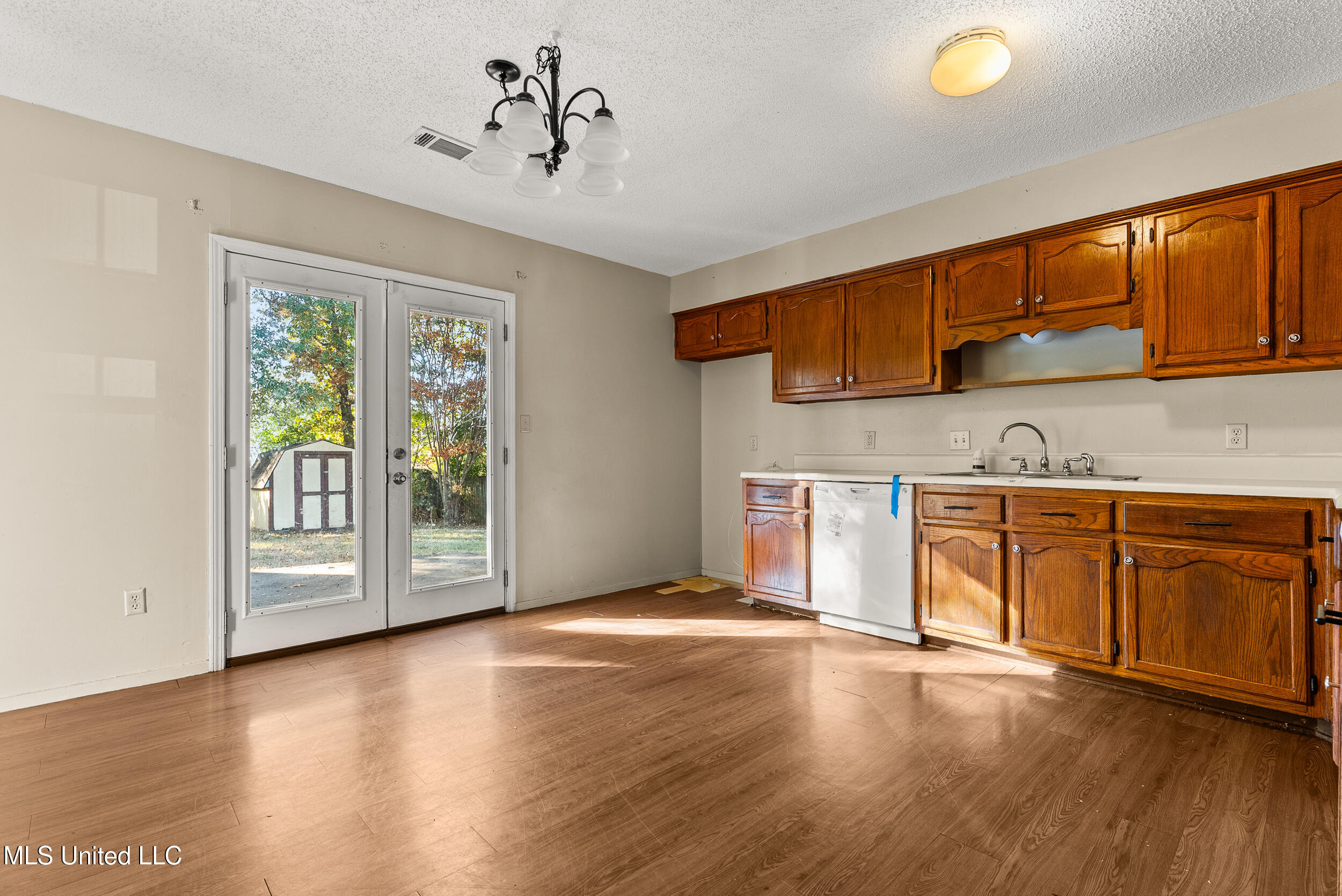 124 Floyd Circle Senatobia, MS 38668 - Photo 13 of 25 14