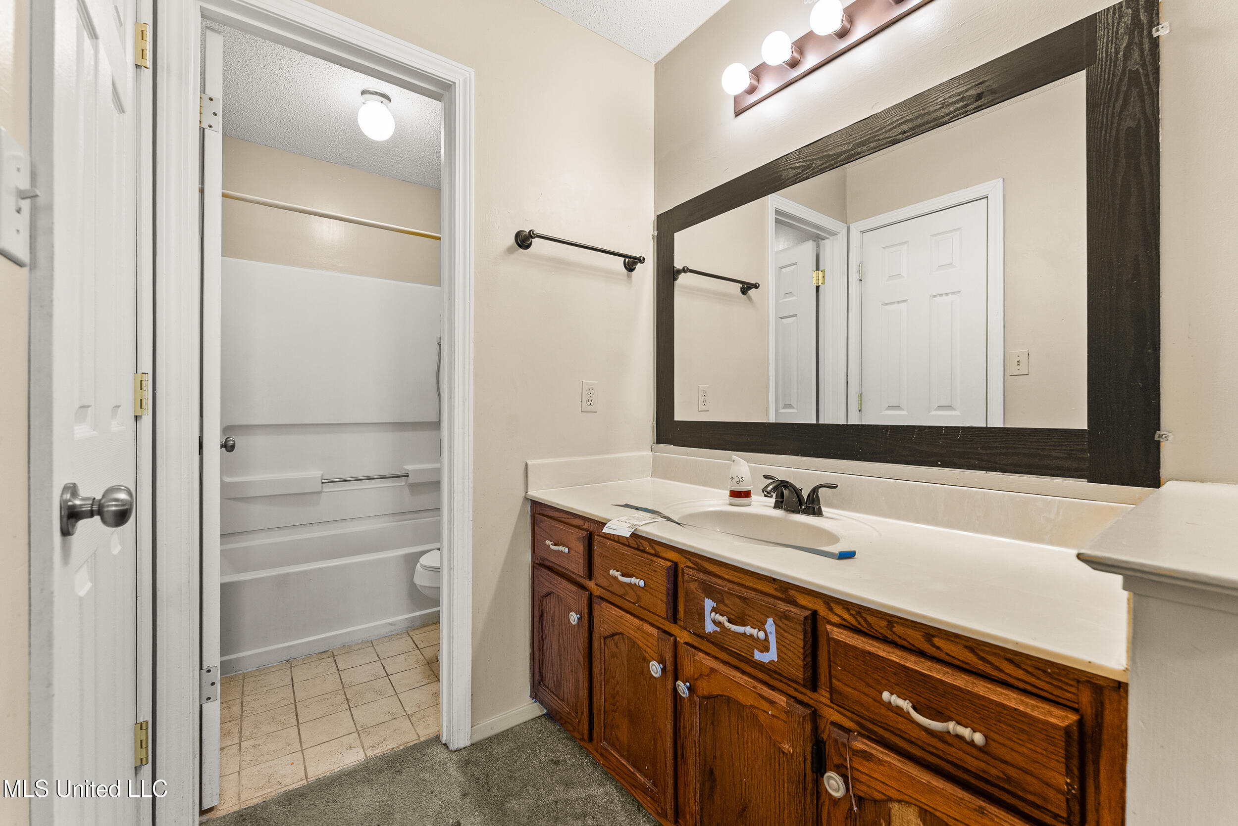 124 Floyd Circle Senatobia, MS 38668 - Photo 10 of 25 11