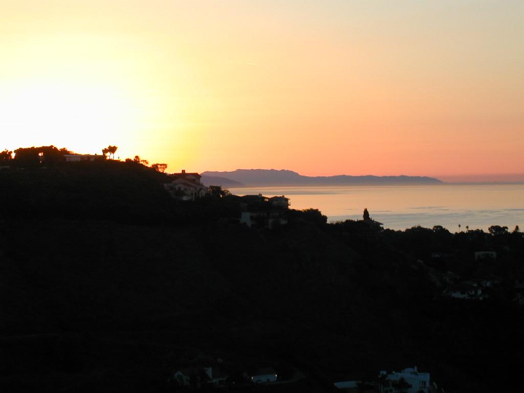 656 Las Alturas Road Santa Barbara, CA 93103 - Photo 3 of 8 a view of lake and mountain