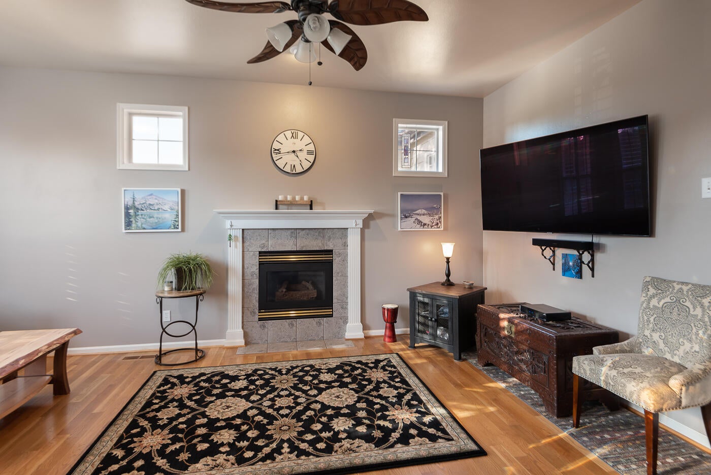 fireplace living room