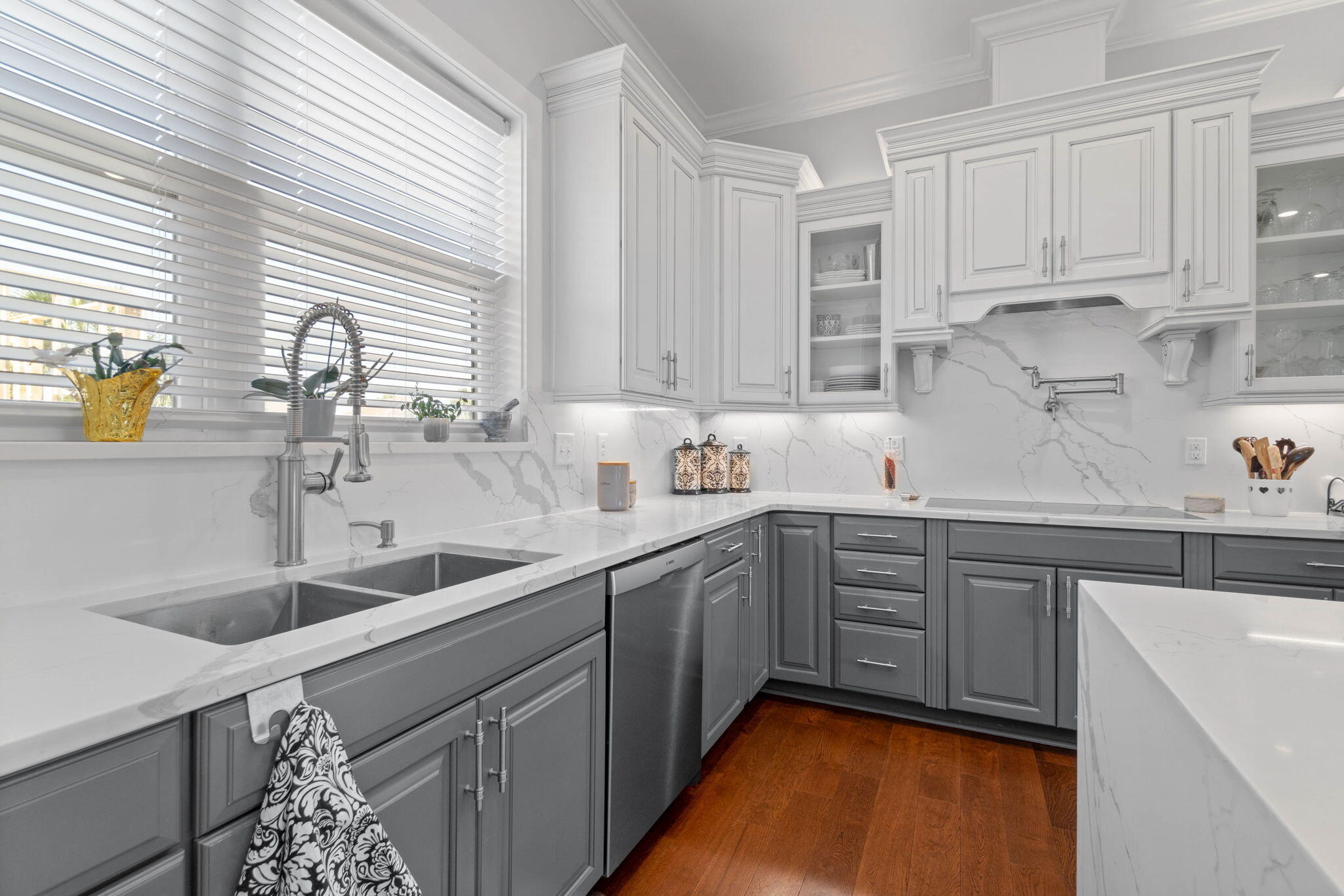 234 Inverrary Drive Destin, FL 32541 - Photo 18 of 53 a kitchen with sink cabinets and window