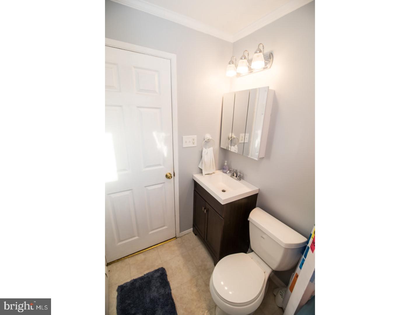 41 Canoebirch Road Levittown, PA 19057 - Photo 16 of 22 Bathroom