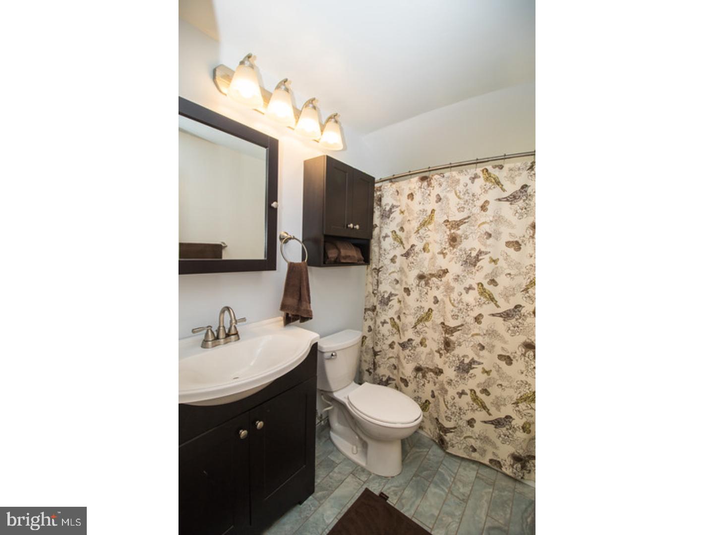 41 Canoebirch Road Levittown, PA 19057 - Photo 21 of 22 Bathroom