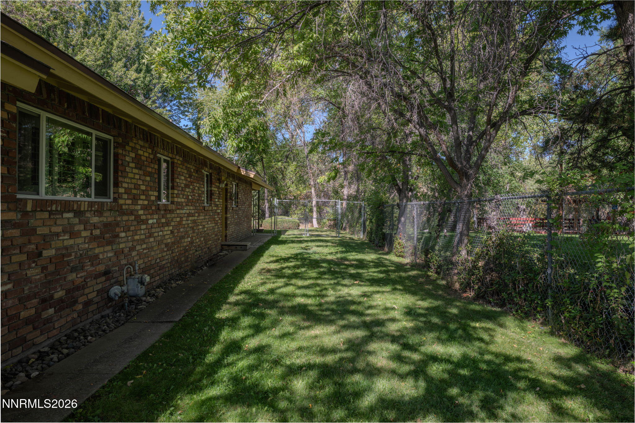3015 Idlewild Drive Reno, NV 89509 - Photo 23 of 40 36-web-or-mls-DSC_5753-HDR-Edit