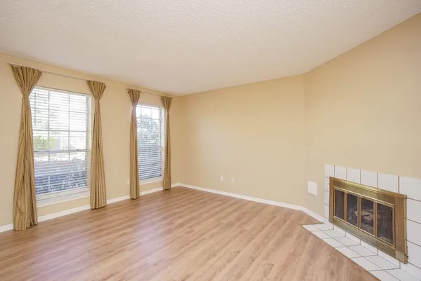 $1,700 | 2808 Grants Lake Boulevard, Unit 501, Sugar Land, TX 77479