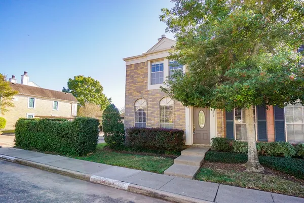 $1,700 | 2808 Grants Lake Boulevard, Unit 501, Sugar Land, TX 77479