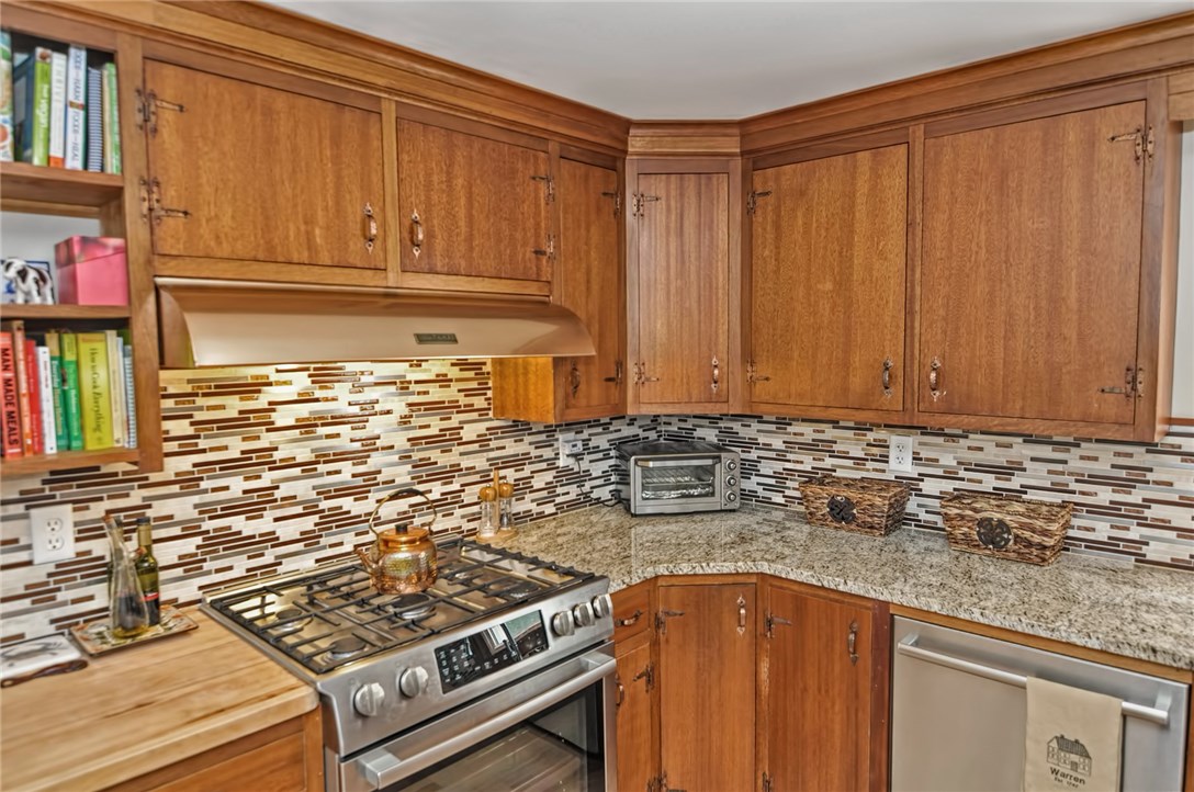 85 Union Street Warren, RI 02885 - Photo 12 of 24 Gallery Image 12