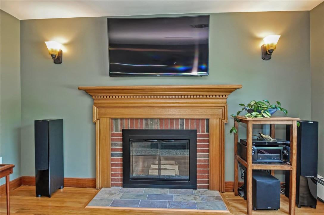 85 Union Street Warren, RI 02885 - Photo 5 of 24 Gallery Image 5