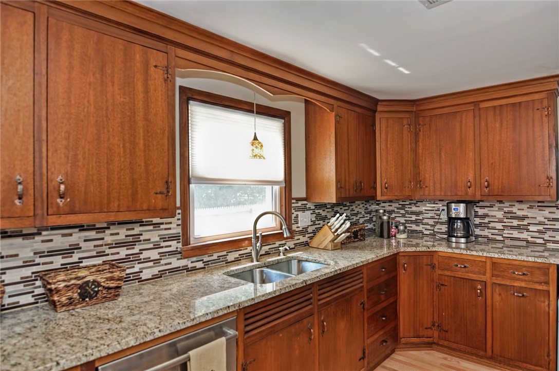 85 Union Street Warren, RI 02885 - Photo 10 of 24 Gallery Image 10