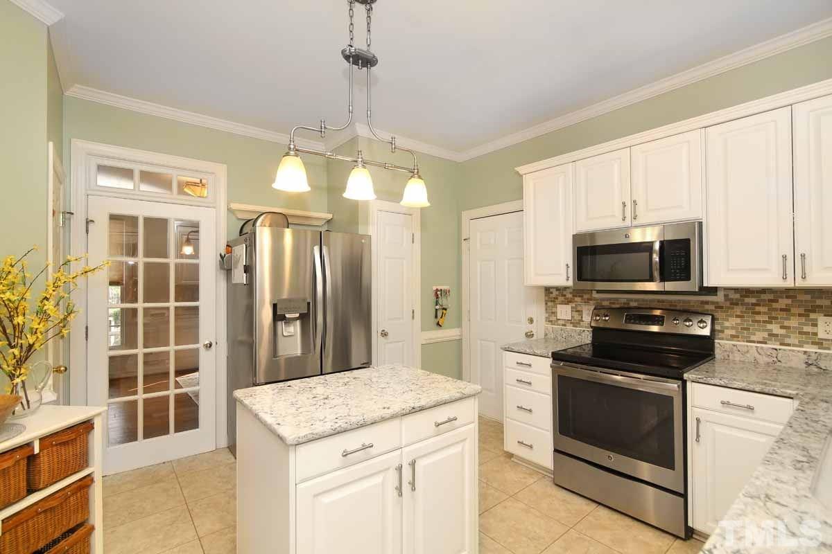 8517 Yucca Trail Raleigh, NC 27615 - Photo 11 of 29
