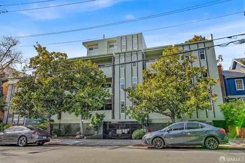 $299,000 | 199 Montecito Avenue, Unit 206, Oakland, CA 94610