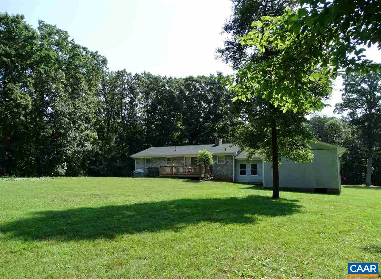 992 Advance Mills Road Ruckersville, VA 22968 - Photo 6 of 34 a view of an outdoor space and a yard