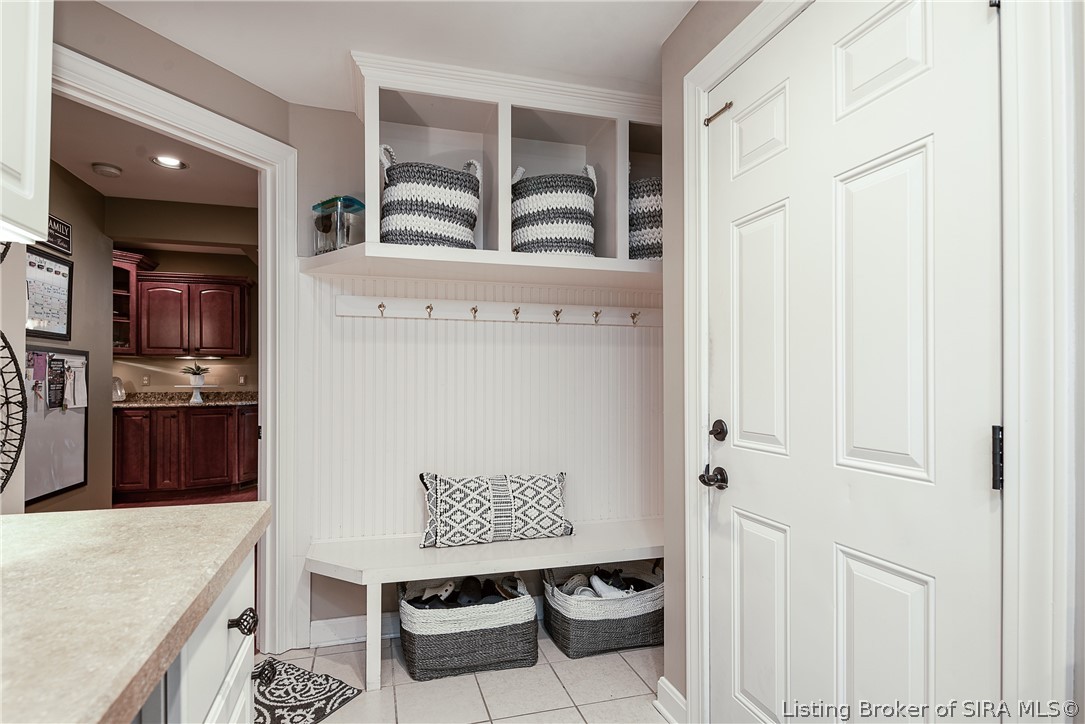 2017 Spring Farms Drive Floyds Knobs, IN 47119 - Photo 35 of 82