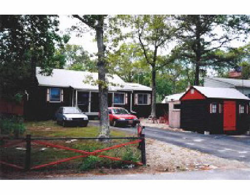55 Hill Top Road Gloucester, MA 01930 - Photo 1 of 1 Gallery Image 1