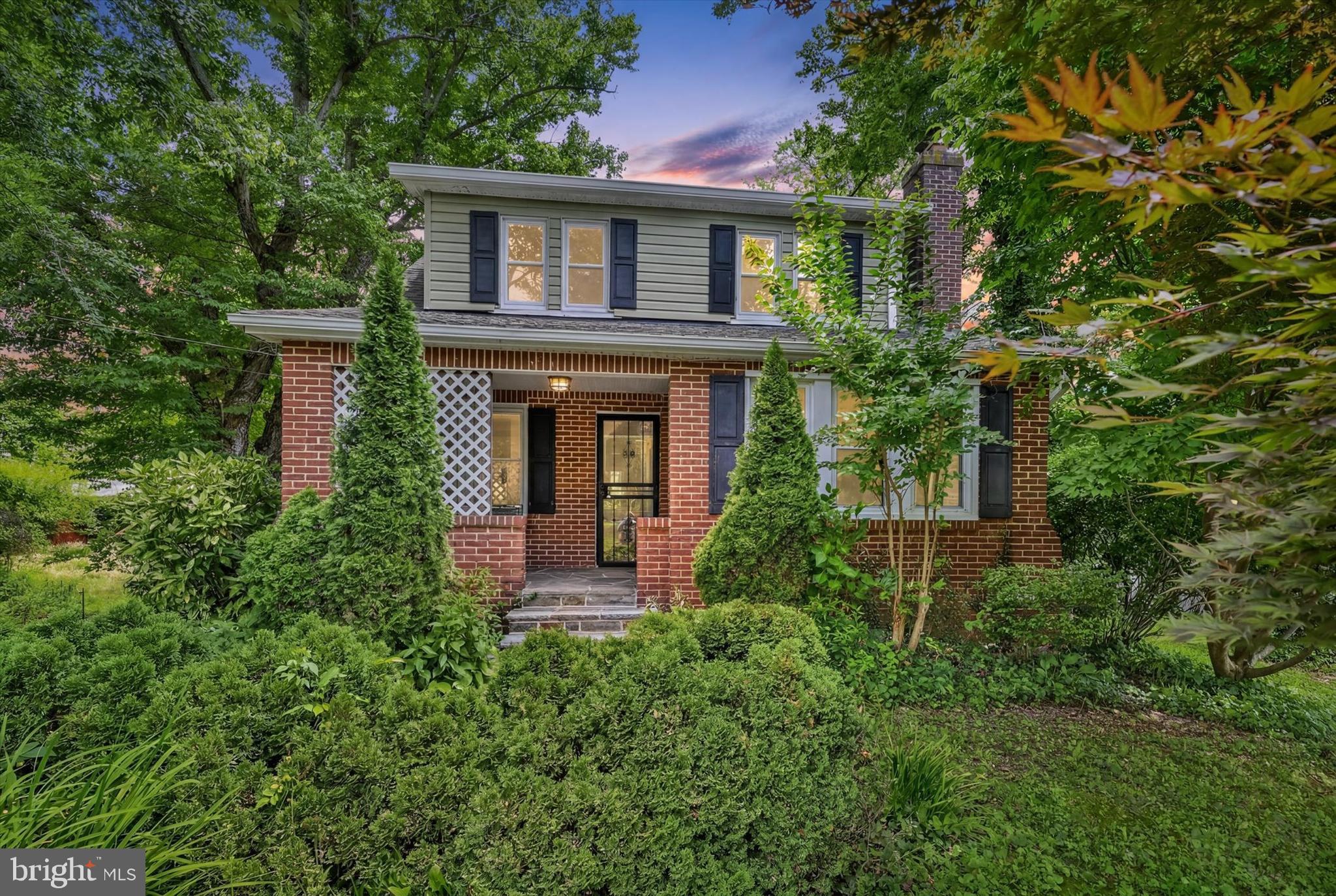 Welcome to 2743 Ridge Rd!