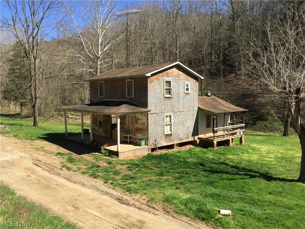 11057 Gillespie Run Road Petroleum, WV 26161 - Photo 2 of 10