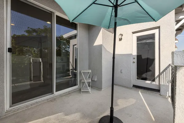 a view of an outdoor space