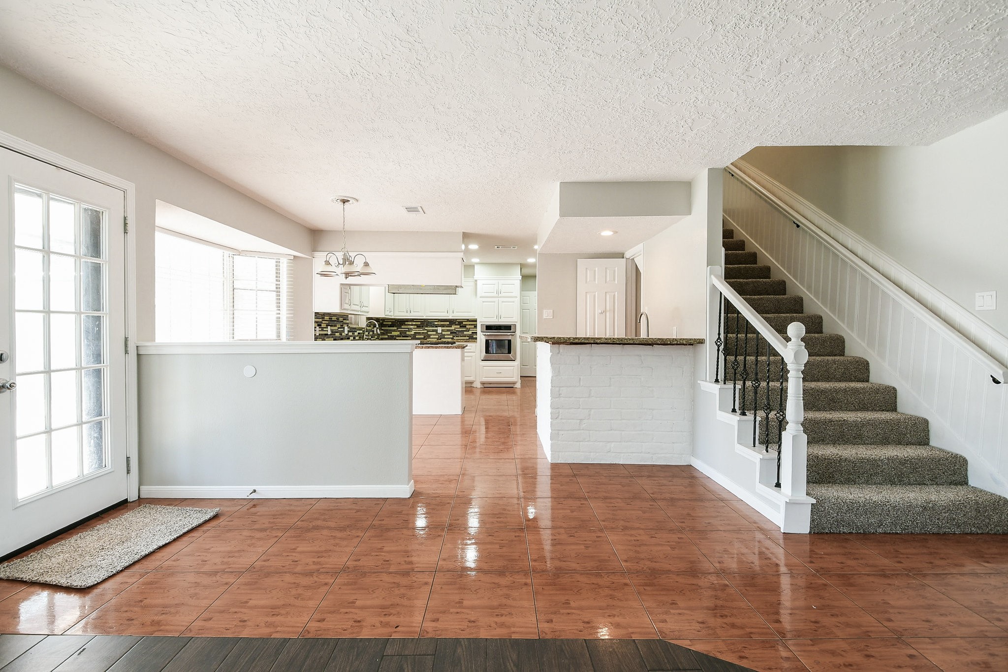 1007 Maranon Lane Houston, TX 77090 - Photo 11 of 36 View from the living room.
