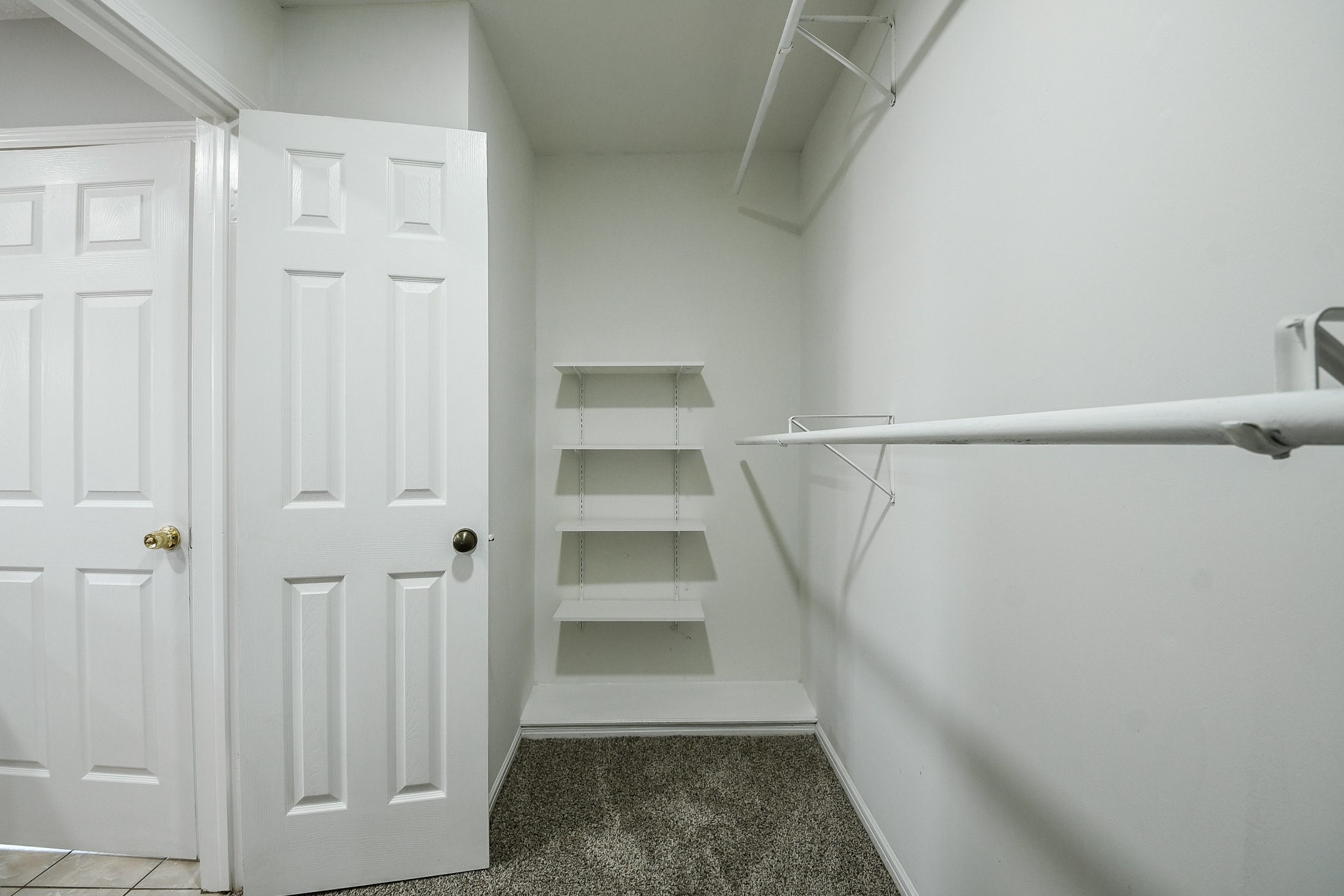 1007 Maranon Lane Houston, TX 77090 - Photo 24 of 36 Step into this spacious closet.