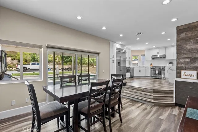 $1,099,800 | 22035 Conway Place, Saugus, CA 91350