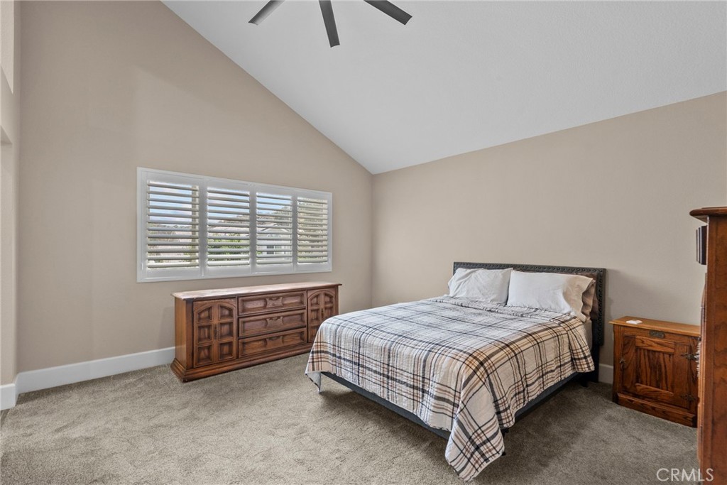 22035 Conway Place Saugus, CA 91350 - Photo 22 of 34