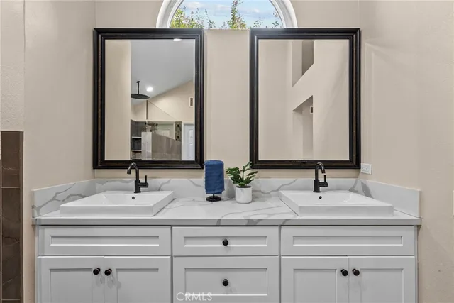 $1,099,800 | 22035 Conway Place, Saugus, CA 91350