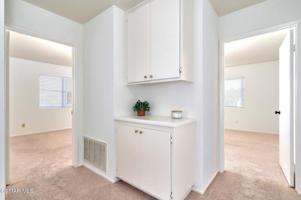 4508 Apricot Road, Unit B Simi Valley, CA 93063 - Photo 18 of 44 a view of cabinets and window