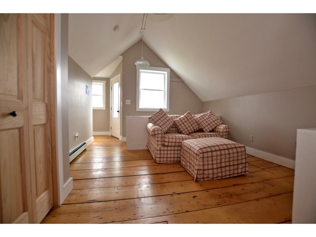 342 Maple Street Waterbury, VT 05677 - Photo 15 of 25 Gallery Image 15