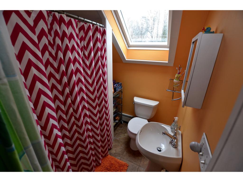 342 Maple Street Waterbury, VT 05677 - Photo 24 of 25 Gallery Image 24