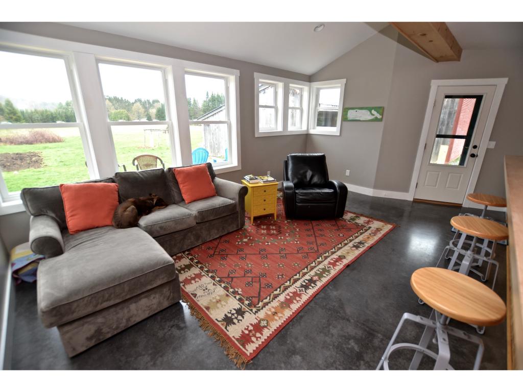 342 Maple Street Waterbury, VT 05677 - Photo 6 of 25 Gallery Image 6