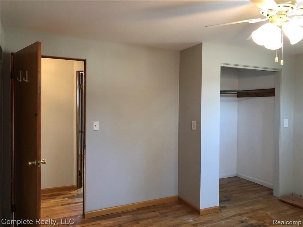 4373 Crosby Road Flint, MI 48506 - Photo 16 of 34