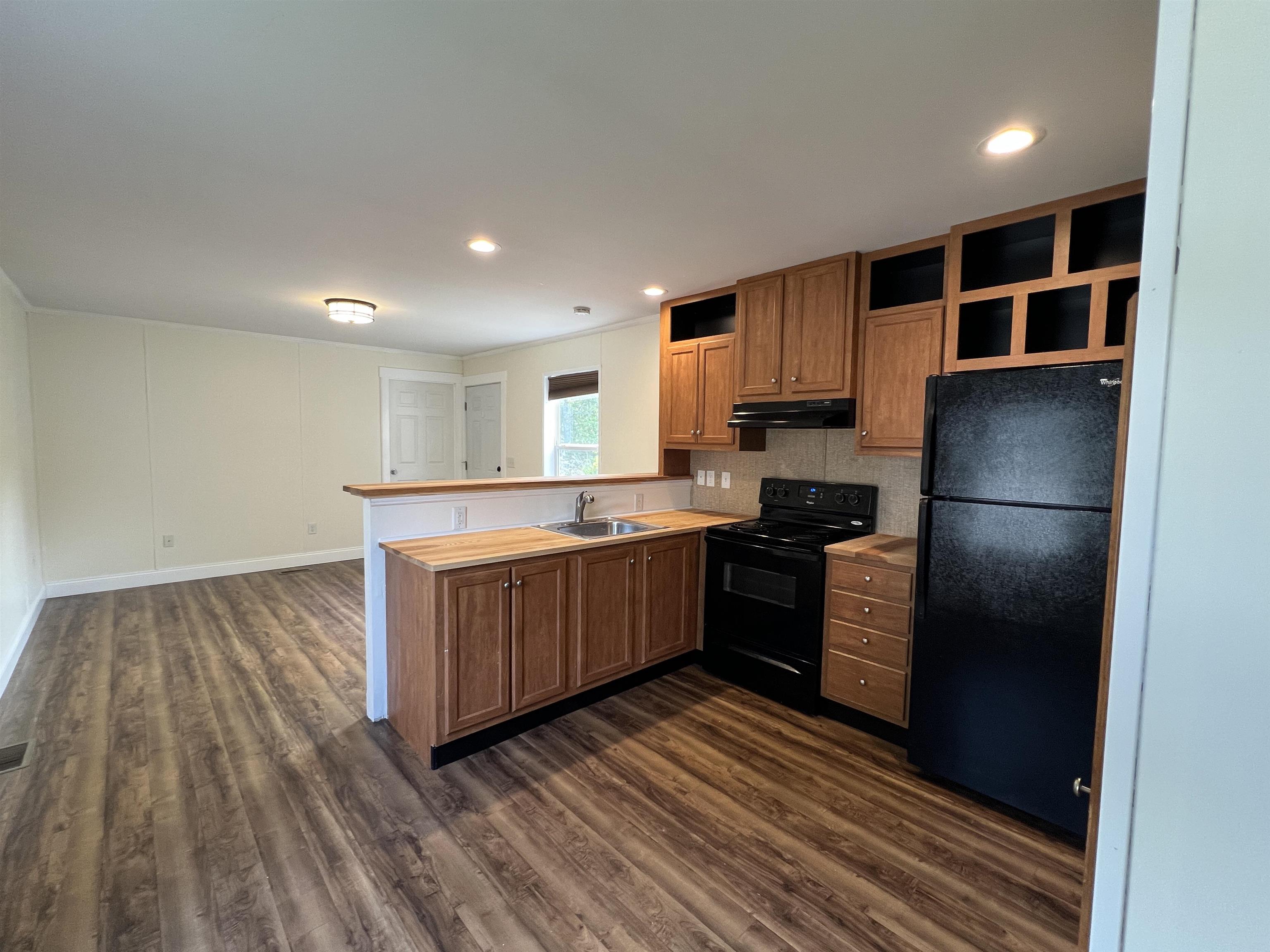 26 Morton Street Exeter, NH 03833 - Photo 10 of 21 Gallery Image 10
