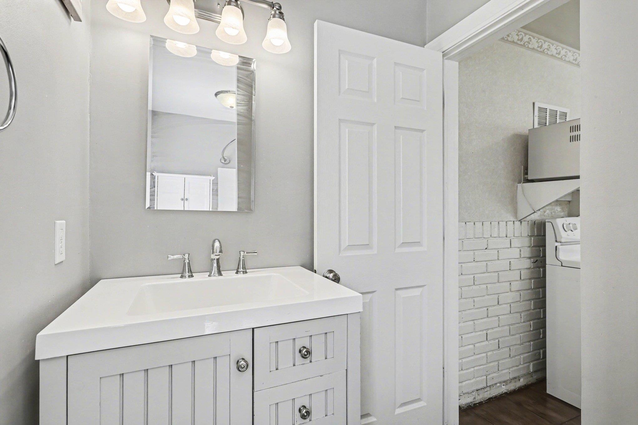 310 Green Avenue Bay City, MI 48708 - Photo 10 of 19